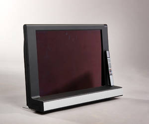 BANG  OLUFSEN. BeoVision 8-32 fladskærm. 2