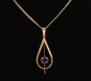 Halsband med hänge, 18k