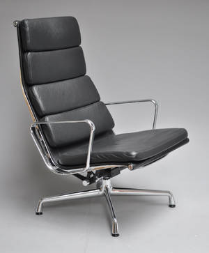 Charles Eames. Soft Pad lounge stol, Model EA-222 
