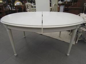 Matsalsbord, Gustaviansk stil