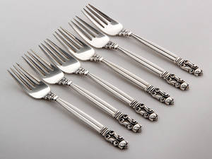 Georg Jensen bestik KongeAcorn. Seks små gafler af sterlingsølv 6
