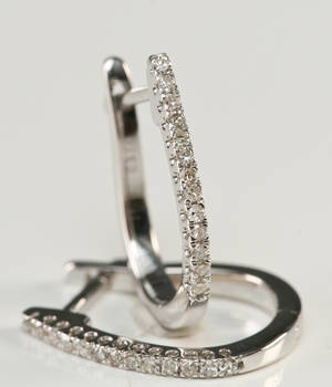 Par diamantøreringe ca. 0,26 ct. 