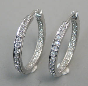 Par diamantørestikkere. Ca. 0.56 ct 2