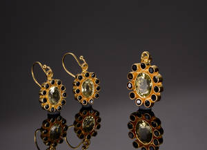 Vedhæng samt øreringa af forgyld sølv med lemon kvarts samt onyks, PearlHouseRock 3