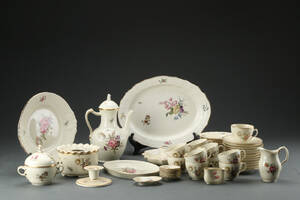 Royal Copenhagen. Frijsenborg kaffeservice 51