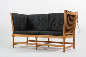 Børge Mogensen Tremmesofa af bøgetræ, nye hynder med sort semianilin læder.  