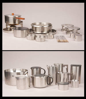 Arne Jacobsen m. fl. for Stelton. En samling køkkenudstyr af rustfrit stål. 31