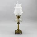 Bordsfotogenlampa