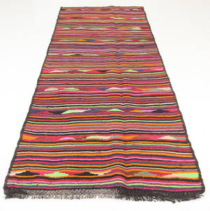 Harsin-kilim. 310x118 cm.