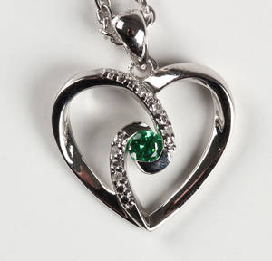 Vedhæng af sterlingsølv med diamanter og zirkon