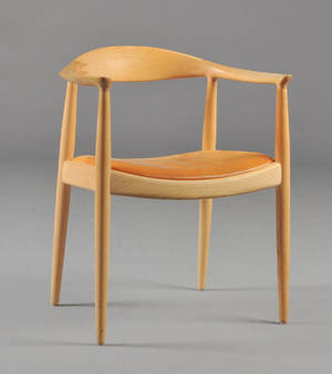 Hans J. Wegner. Armstol model 503 The Chair af asketræ. 