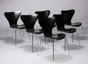 Arne Jacobsen. 7er stole, sortlakeret 6