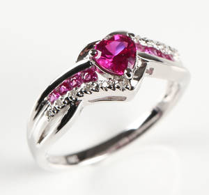 Ring af sterlingsølv med diamanter og zirkoner