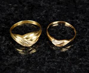 Ringar 18K Guld med Diamanter 2 st