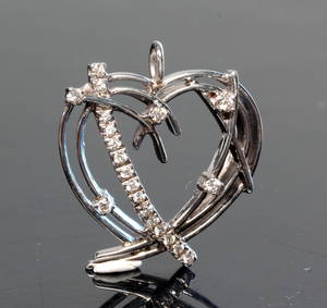 Hjertevedhæng m brillanter, 14 kt.