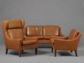 Dansk møbelproducent. Øreklapstol, lænestol og sofa 3
