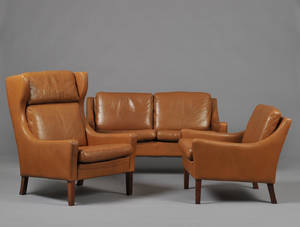 Dansk møbelproducent. Øreklapstol, lænestol og sofa 3