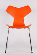 Arne Jacobsen, Fritz Hansen, stol 4130 Grand prix