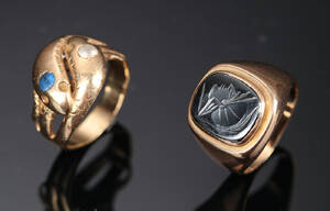 To Vintageringe af 14 kt. guld. 2