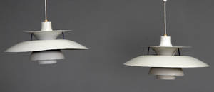 Poul Henningsen. To hvide PH5 pendler 2 