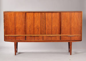 E. W. Bach. Skænk i palisander.