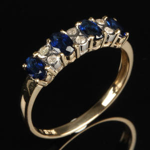 Safir- og diamantring