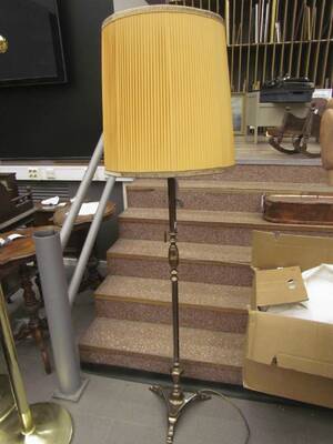 Golvlampa