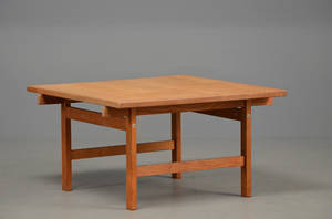 Hans J. Wegner. Kvadratisk sofabord, eg 
