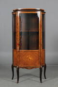 Vitrineskab af rosentræ. Louis XV stil