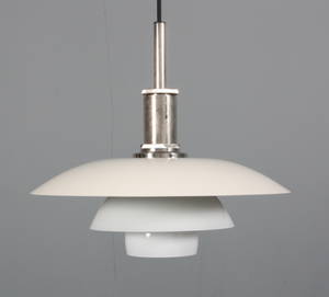 Pendel, Louis Poulsen, PH 4½-4 af Poul Henningsen.