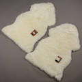 To australske lammeskind. Farve Ivory. 2