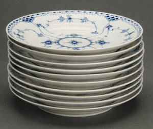 Kgl. P. Musselmalet, halvblonde frokosttallerkener 10