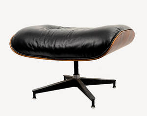 Charles  Ray Eames. Fotpall i formpressad palisander