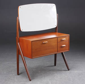 Sminkebord af teak, 1950-1960, dansk møbelproducent