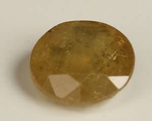 Uindfattet behandlet safir ca. 5.71 ct.