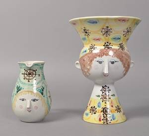 Bjørn Wiinblad 1918-2006. Vase samt kande i flerfarvet keramik. 2