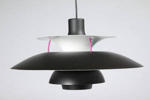 Poul Henningsen. PH-5 pendel - Matsort lakeret