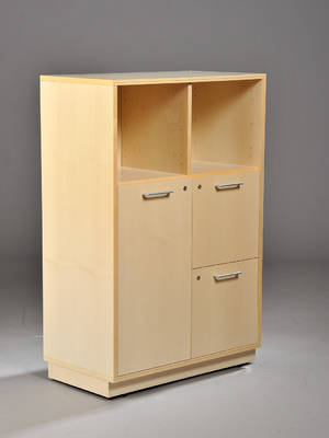 Søborg  Møbler. Skab af ask 