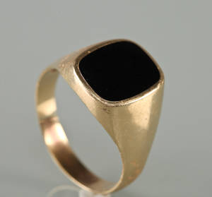 Herrering i 14 kt guld med onyx