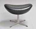 Arne Jacobsen. Skammel til ægget, model 3127 