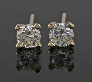 Earrings in 14k  set with brilliant cut diamonds 0.54 ct 2. 