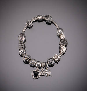 Armbånd af sølv med charms, Pandora 