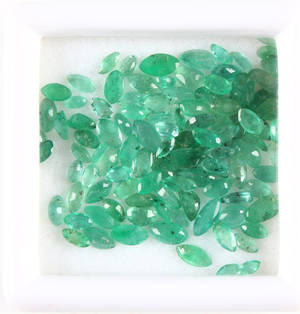 Uindfattede smaragder. Ca. 10.00 ct
