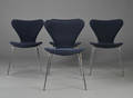 Arne Jacobsen. Sæt på fire stole, model 3107 4