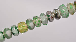 Charlotte Borgen. Beads i grønne nuancer 20