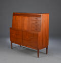 Dansk møbelproducent. Sekretær, teak