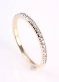 Alliancering af  9 kt guld,  0.11 ct