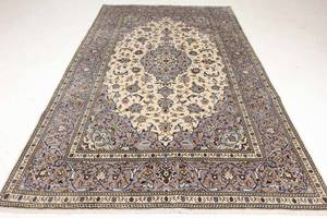 Kashan, persisk håndknyttet tæppe, 305x195 cm.