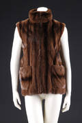 Saga mink. Vest af brun mink. Str. 36