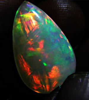Uindfattet opal
